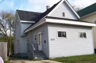 233 Howland Ave, Racine, WI 53404 - Photo 1