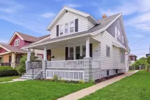 1338 S 76th St, West Allis, WI 53214 - Photo 1
