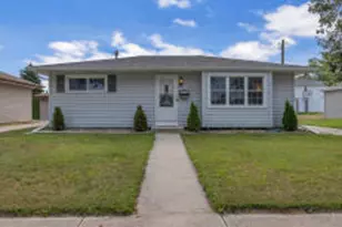 2917 S 15th St, Sheboygan, WI 53081 - Photo 1