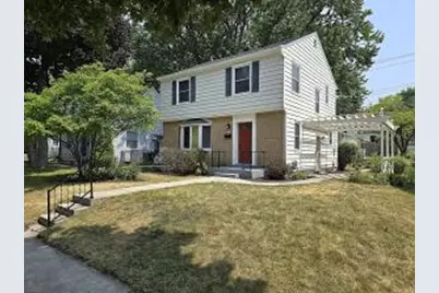 3756 N 100th St, Milwaukee, WI 53222 - Photo 1