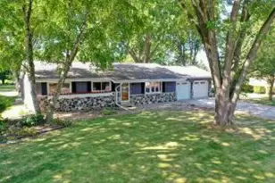 W167 Cottage Ave, Ixonia, WI 53066 - Photo 1
