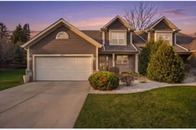 4075  Wyndham Pointe Cir, Brookfield, WI 53005 - Photo 1
