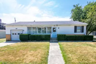 1318 S 10th St, Watertown, WI 53094 - Photo 1