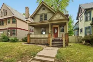943 N 34th St, Milwaukee, WI 53208 - Photo 1
