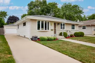 2822 Orchard St, Racine, WI 53405 - Photo 1