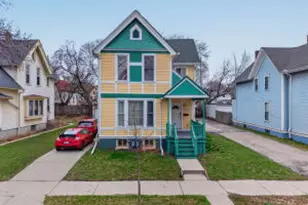 2330 N Palmer St, Milwaukee, WI 53212 - Photo 1