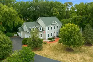 206 Canterbury Ct, Cambridge, WI 53523 - Photo 1