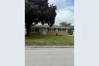 N95W16120  Cheyenne Dr, Menomonee Falls, WI 53051 - Photo 1