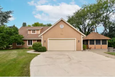 W270N6983  Woodland Oaks Dr, Lisbon, WI 53089 - Photo 1