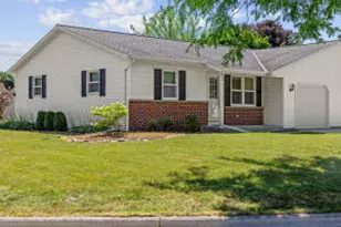 29 Beth Cir, Plymouth, WI 53073 - Photo 1