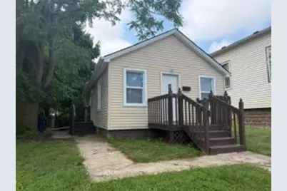 1236  Villa St, Racine, WI 53403 - Photo 1
