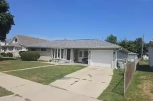 2728 S 71st St, Milwaukee, WI 53219 - Photo 1