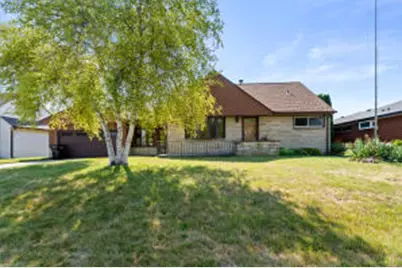 3707  Brooklawn Cir, South Milwaukee, WI 53172 - Photo 1