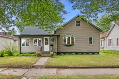 1307  Kane St, La Crosse, WI 54603 - Photo 1