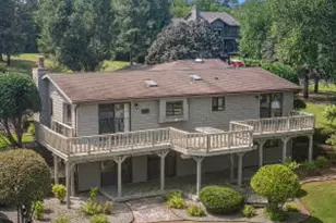 W5300 Briarwood Rd, Sugar Creek, WI 53121 - Photo 1