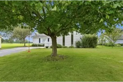 10119  Dunkelow Rd, Racine, WI 53126 - Photo 1