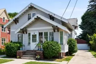1329 S 15th St, Manitowoc, WI 54220 - Photo 1
