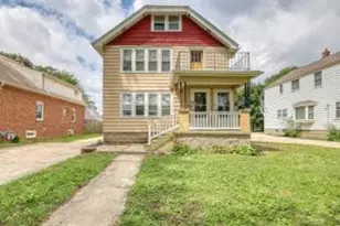 2225 S 82nd St, West Allis, WI 53219 - Photo 1