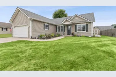 1409 E Pinecrest Ln, Elkhorn, WI 53121 - Photo 1