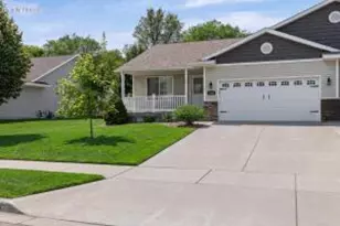 1906 Crooked Ave, Holmen, WI 54636 - Photo 1