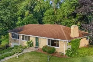 130 Sky Ln, Lake Geneva, WI 53147 - Photo 1