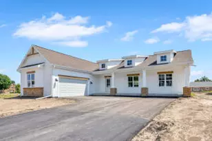 2615 N 7th St, Sheboygan, WI 53083 - Photo 1