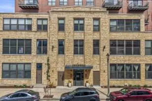 1924 N Hubbard St, Milwaukee, WI 53212 - Photo 1