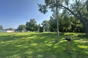 620 Plainview Rd, Campbell, WI 54603 - Photo 1