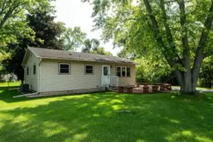 10504 S 4th Ave, Oak Creek, WI 53154 - Photo 1