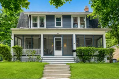 306  Park Ave, Pewaukee, WI 53072 - Photo 1