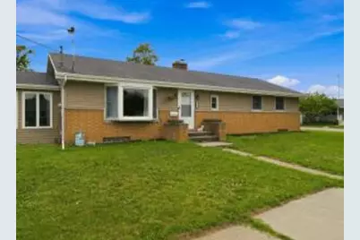 3519 W Marshall St, Manitowoc, WI 54220 - Photo 1