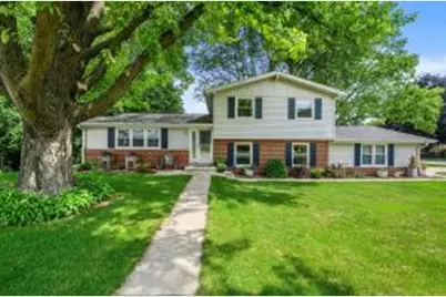W172N9390  Shady Ln, Menomonee Falls, WI 53051 - Photo 1