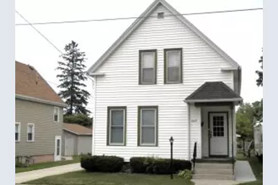 1015 S 18th St, Manitowoc, WI 54220 - Photo 1