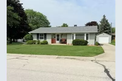 232  Crestwood Dr, Sheboygan Falls, WI 53085 - Photo 1