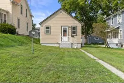 518 E Loos St, Hartford, WI 53027 - Photo 1