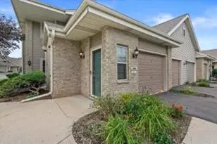 18650 Emerald Cir, Brookfield, WI 53045 - Photo 1
