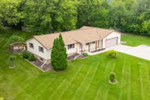 7841 Pathfinder Ln, Farmington, WI 53090 - Photo 1