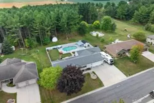 407 S 5th St, Reedsville, WI 54230 - Photo 1
