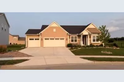 180  Emerald Cir, Saukville, WI 53080 - Photo 1