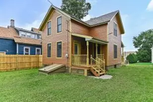 1212 Highland Ave, Racine, WI 53403 - Photo 1