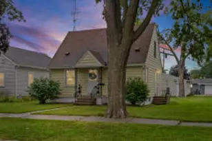 2510 Wood St, La Crosse, WI 54603 - Photo 1