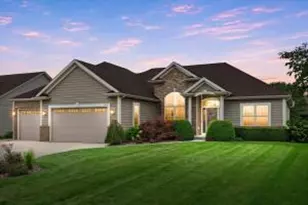8422 94th Ct, Pleasant Prairie, WI 53158 - Photo 1