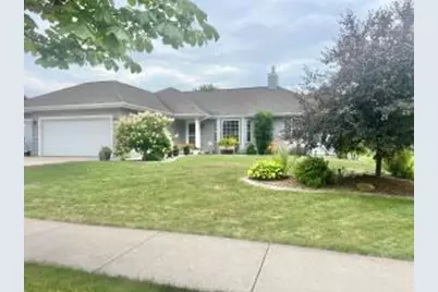 464  Sweetflag Ave, Fond du Lac, WI 54935 - Photo 1