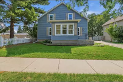 317 E Pleasant St, Oconomowoc, WI 53066 - Photo 1