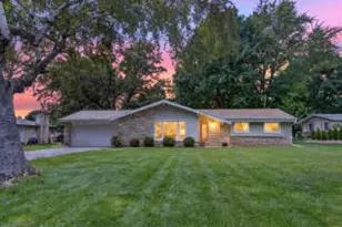 3830 Lakeview Dr, Racine, WI 53403 - Photo 1
