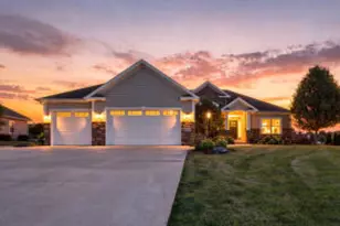 4817 Copper Leaf Blvd, Racine, WI 53403 - Photo 1
