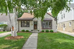 2329 N 89th St, Wauwatosa, WI 53226 - Photo 1
