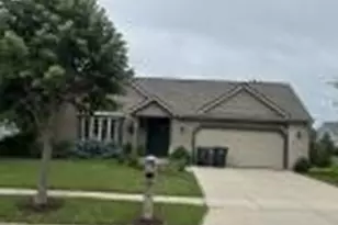 1261 Yosemite Rd, Oconomowoc, WI 53066 - Photo 1