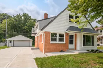 3708  9th Ave, South Milwaukee, WI 53172 - Photo 1