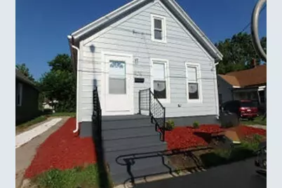 928  Wilson St, Racine, WI 53404 - Photo 1